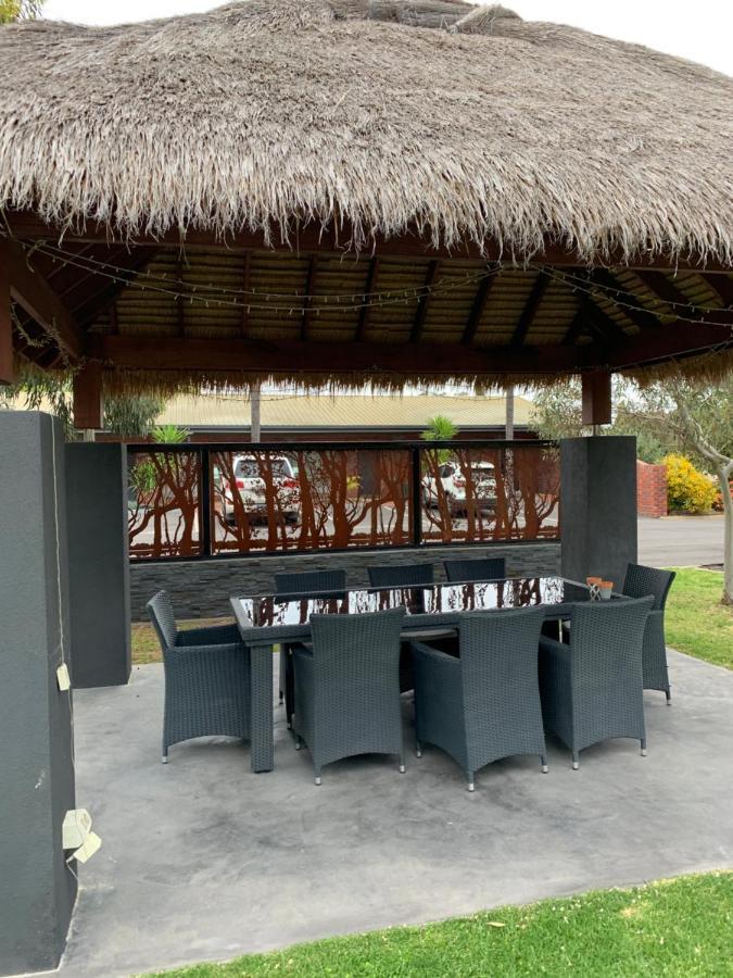 Federation Motel Resort - Corowa Ngoại thất bức ảnh